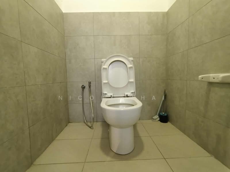 Office for Sale in Petaling Jaya (Selangor) - Nicole Chai - Bathroom - PropertyGuru.com.my