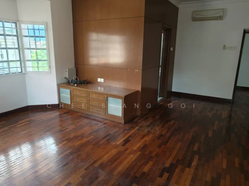 Bukit Rahman Putra untuk Untuk Dijual - RM 1,600,000, Mac 2026 - Living Room - PropertyGuru.com.my