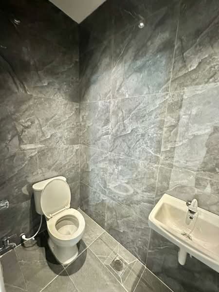 Taman Sri Skudai untuk Untuk Dijual - RM 678,000, Mac 2026 - Bathroom - PropertyGuru.com.my