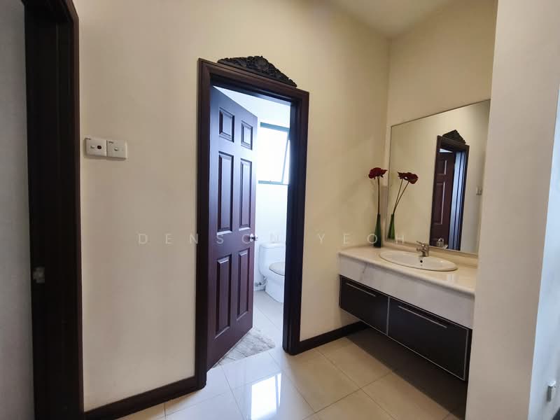 Condominium for Sale at Nadia Parkfront - Denson Yeoh - Bathroom - PropertyGuru.com.my