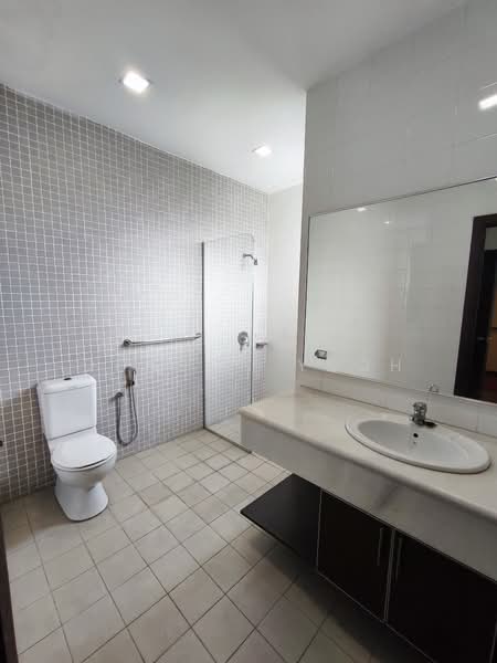Condominium for Sale at Nadia Parkfront - Denson Yeoh - Bathroom - PropertyGuru.com.my