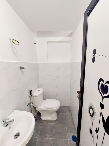 Rumah Teres 1 Tingkat untuk Dijual di Taman Paling Jaya (Semenyih) - Ken Low - Bathroom - PropertyGuru.com.my