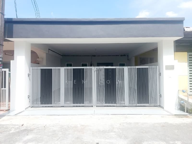 Rumah Teres 1 Tingkat untuk Dijual di Taman Paling Jaya (Semenyih) - Ken Low - Exterior - PropertyGuru.com.my