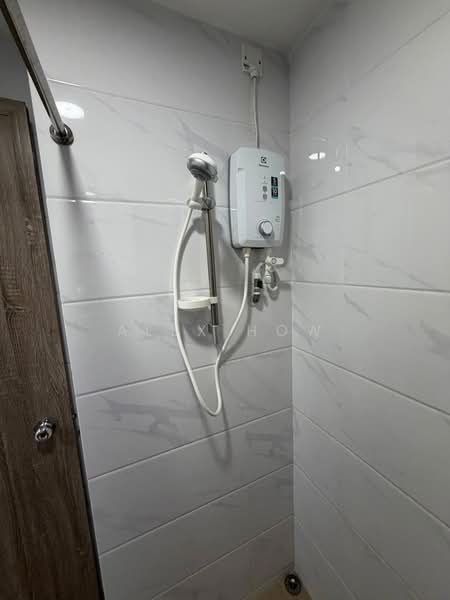 Service Residence for Rent at Country Garden Central Park - Alex How - Bathroom - PropertyGuru.com.my