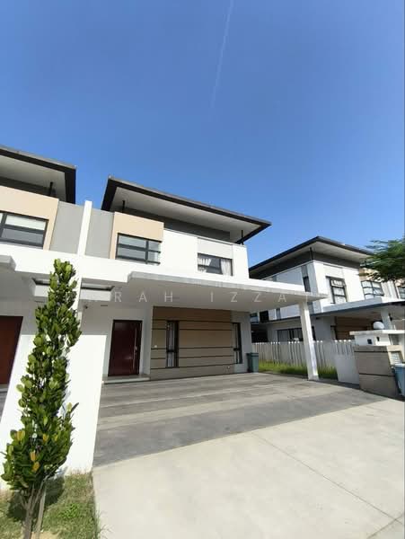 Semi-Detached House for Rent in Bandar Tropicana Aman (Telok Panglima Garang) - Farah Izzati - PropertyGuru.com.my