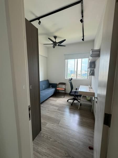 Service Residence for Sale at Southbank Residence - Ee Tsin Lim - Study - PropertyGuru.com.my