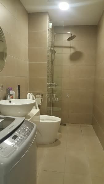 Service Residence for Rent at D'Latour - Austin Lim - Bathroom - PropertyGuru.com.my