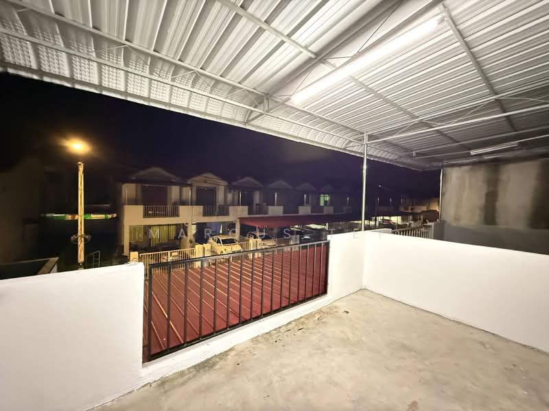 Taman Sri Kluang untuk Untuk Dijual - RM 230,000, Mac 2026 - Exterior - PropertyGuru.com.my