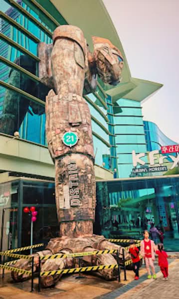 Beverly Row untuk Untuk Disewa - RM 13,000 /bulan, Mac 2026 - Exterior - PropertyGuru.com.my