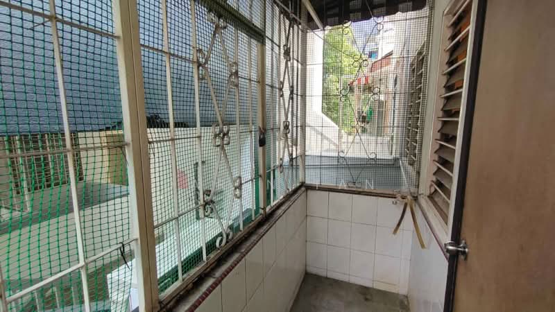 Pelangi Court untuk Untuk Disewa - RM 1,200 /bulan, Mac 2026 - Balcony - PropertyGuru.com.my