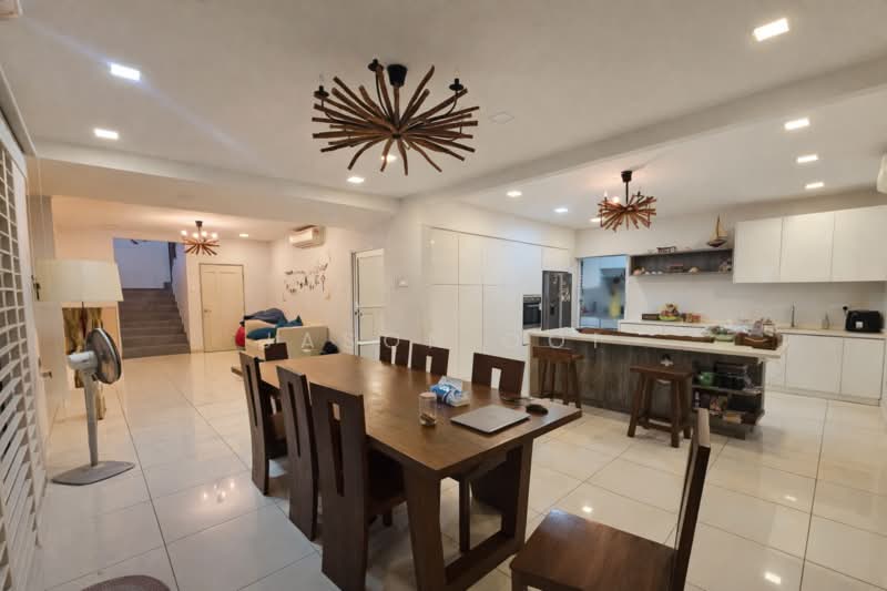 Rumah Teres 2 Tingkat untuk Dijual di Putra Heights (Subang Jaya) - Jason Ooi - Dining Room - PropertyGuru.com.my