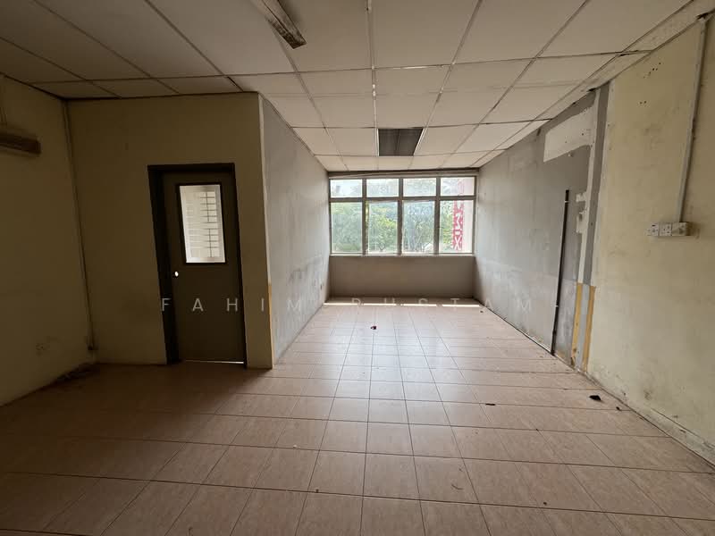 Seksyen 24 untuk Untuk Disewa - RM 2,500 /bulan, Apr 2026 - Interior - PropertyGuru.com.my