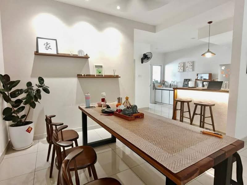 2-storey Terraced House for Sale in Skudai (Johor) - Joreen Lee - Dining Room - PropertyGuru.com.my