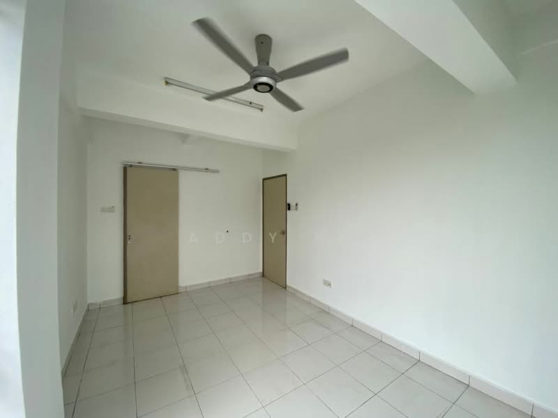 Radius Residence untuk Untuk Dijual - RM 275,000, Mac 2026 - Interior - PropertyGuru.com.my