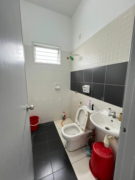 2-storey Terraced House for Rent in Bukit Indah (Iskandar Puteri (Nusajaya)) - Julia Wong - Bathroom - PropertyGuru.com.my