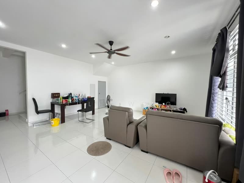 2-storey Terraced House for Rent in Bukit Indah (Iskandar Puteri (Nusajaya)) - Julia Wong - Living Room - PropertyGuru.com.my
