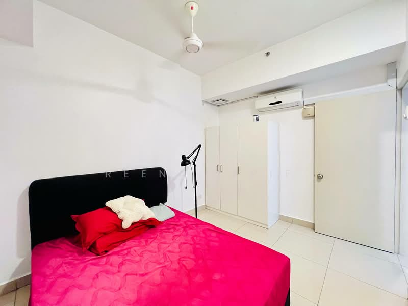Service Residence for Sale at Suria Jelutong - Reena Sarif - Bedroom - PropertyGuru.com.my
