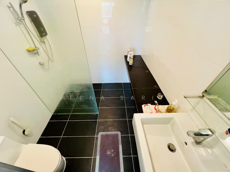 Service Residence for Sale at Suria Jelutong - Reena Sarif - Bathroom - PropertyGuru.com.my