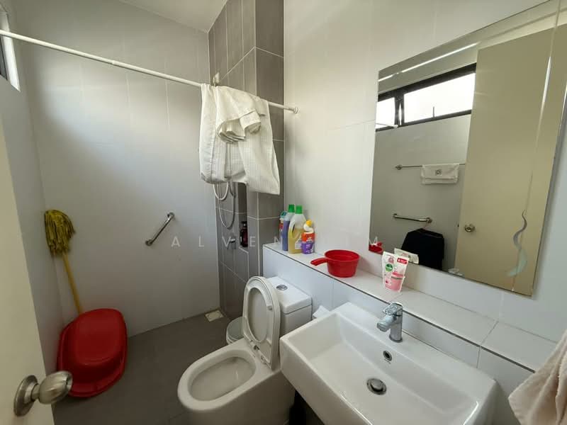 Cluster House for Rent in Semenyih (Selangor) - Alven Lim - Bathroom - PropertyGuru.com.my