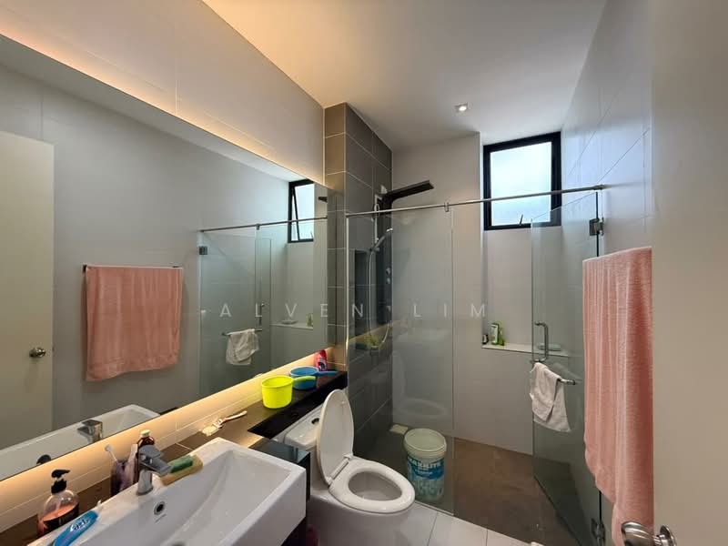 Cluster House for Rent in Semenyih (Selangor) - Alven Lim - Bathroom - PropertyGuru.com.my