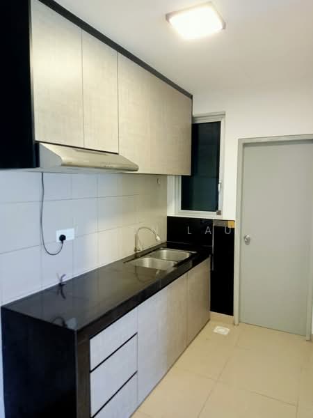 SkyLake Residence untuk Untuk Disewa - RM 1,399 /bulan, Mac 2026 - Kitchen - PropertyGuru.com.my