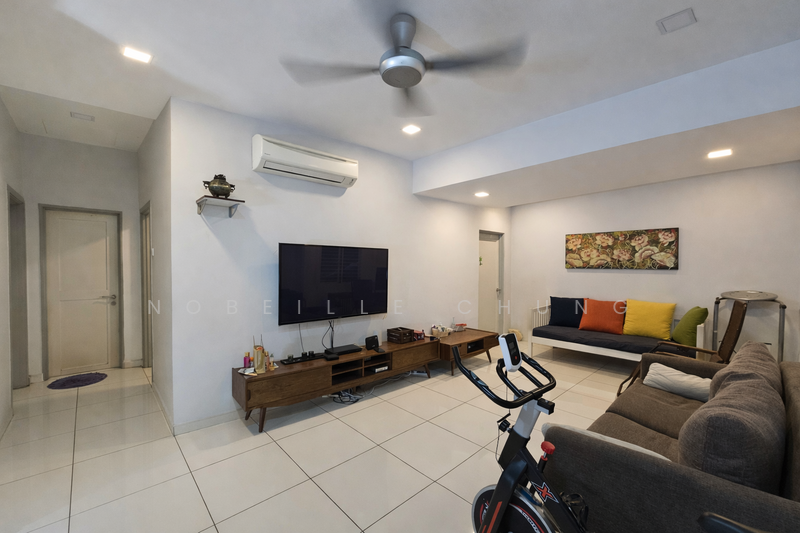 2-storey Terraced House for Sale in Putra Heights (Subang Jaya) - Nobeille Chung - Living Room - PropertyGuru.com.my