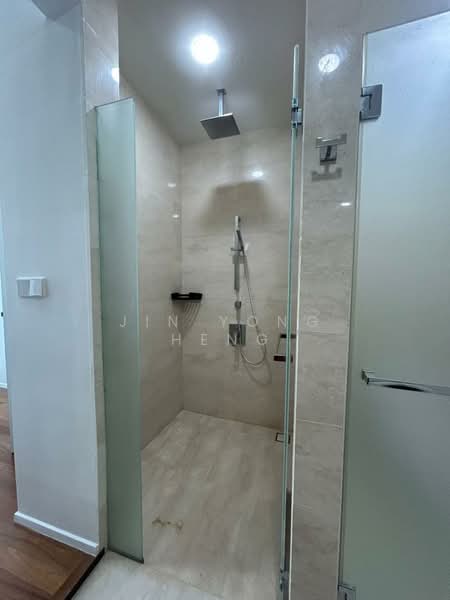 Service Residence for Rent at 10 Stonor - Jin Yong Heng - Bathroom - PropertyGuru.com.my