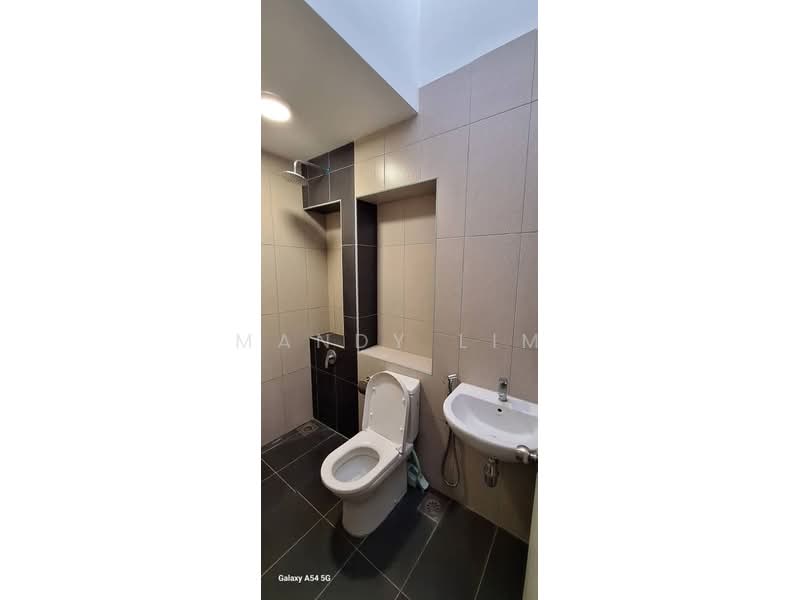 3-storey Terraced House for Rent in Cyberjaya (Selangor) - Mandy Lim - Bathroom - PropertyGuru.com.my