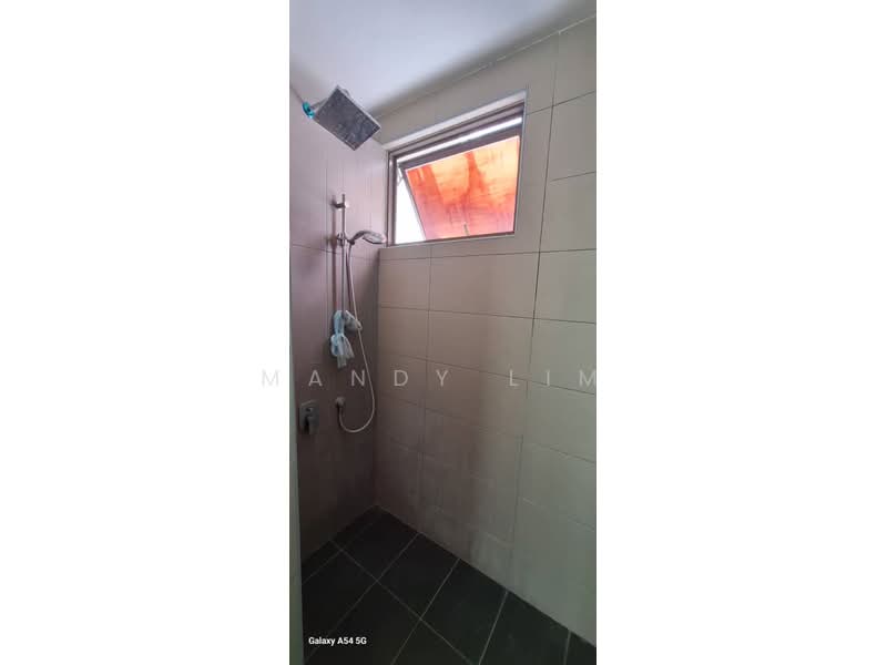 3-storey Terraced House for Rent in Cyberjaya (Selangor) - Mandy Lim - Bathroom - PropertyGuru.com.my