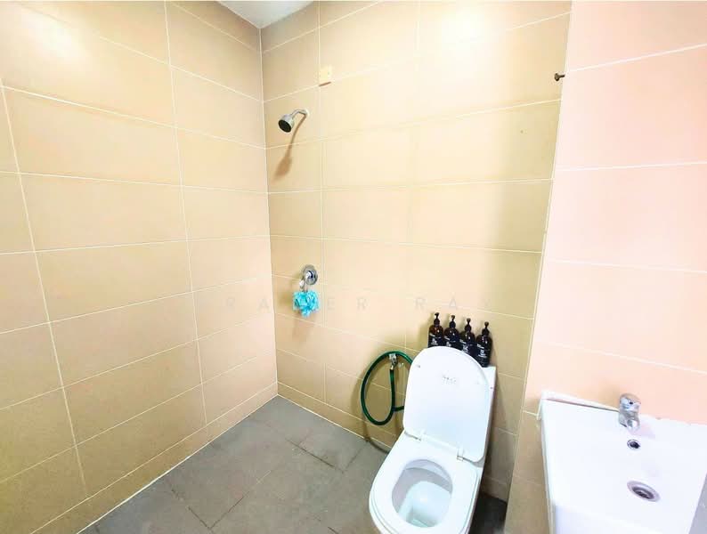 2-storey Terraced House for Sale in Bandar Saujana Putra (Tanjong Duabelas) - Brader Ray - Bathroom - PropertyGuru.com.my