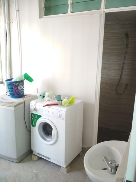 Condominium for Rent at Gurney Beach Resort - Zane Tam - Bathroom - PropertyGuru.com.my