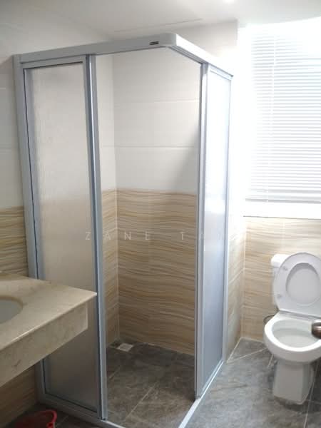 Condominium for Rent at Gurney Beach Resort - Zane Tam - Bathroom - PropertyGuru.com.my