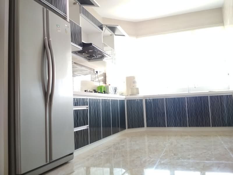 Condominium for Rent at Gurney Beach Resort - Zane Tam - Kitchen - PropertyGuru.com.my