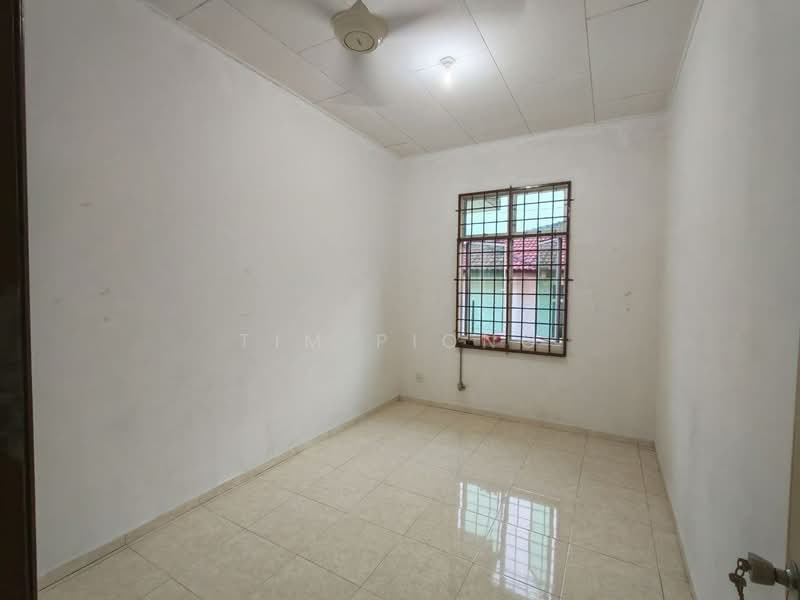 Semi-Detached House for Sale in Taman Rembia Perkasa (Rembia) - Tim Piong - Interior - PropertyGuru.com.my