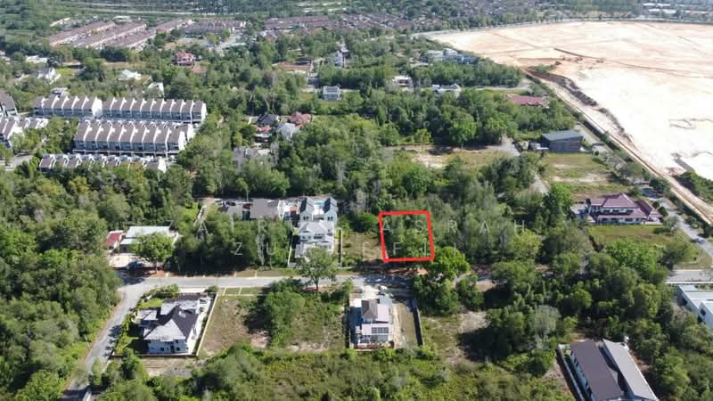 Bangi CHEAPEST STRATEGIC Bungalow Lot Bandar Bukit Mahkota Seksyen 9 Bangi untuk Untuk Dijual - RM 360,000, Mac 2026 - Exterior - PropertyGuru.com.my