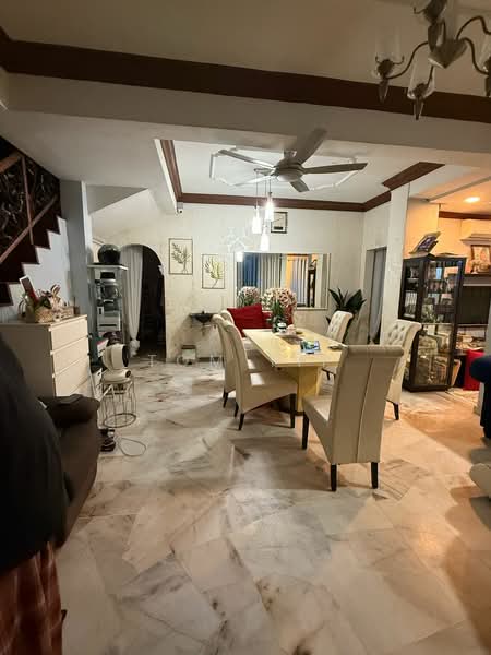 Cluster House for Sale in Bandar Tasik Puteri (Rawang) - Tom Yip - Dining Room - PropertyGuru.com.my