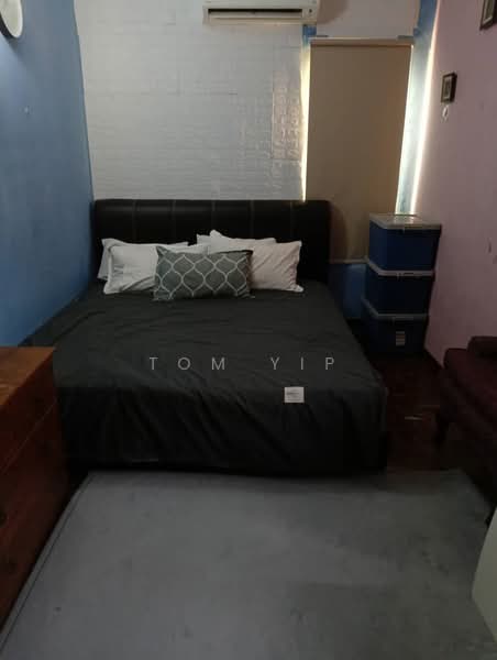 Cluster House for Sale in Bandar Tasik Puteri (Rawang) - Tom Yip - Bedroom - PropertyGuru.com.my
