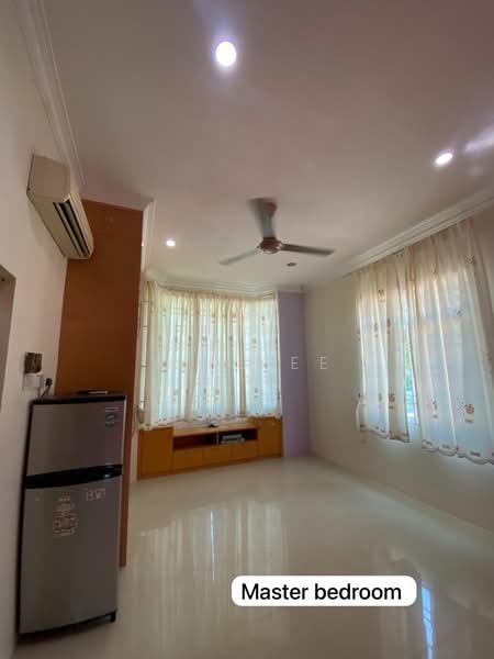 JALAN PERMAI ( GELUGOR ), 2/semi-D for sale , la 3025sf untuk Untuk Dijual - RM 1,590,000, Mac 2026 - Master Bedroom - PropertyGuru.com.my