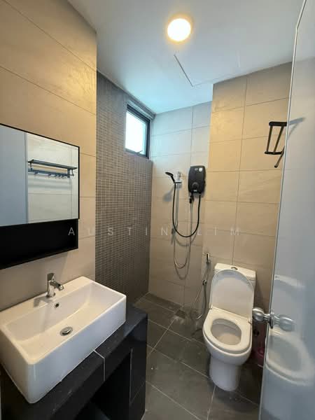 Apartment for Rent at D7 (D'Seven Lagoon Perdana) - Austin Lim - Bathroom - PropertyGuru.com.my