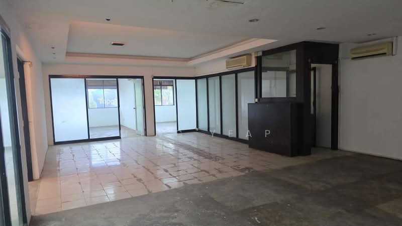Shop for Rent in Taman Ungku Tun Aminah (Skudai) - Ming Yeap - Interior - PropertyGuru.com.my