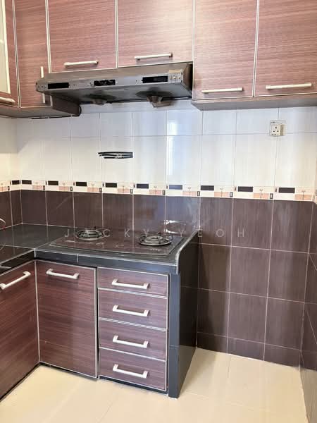 Flat for Rent at Desa Putra - Jacky Yeoh - Kitchen - PropertyGuru.com.my