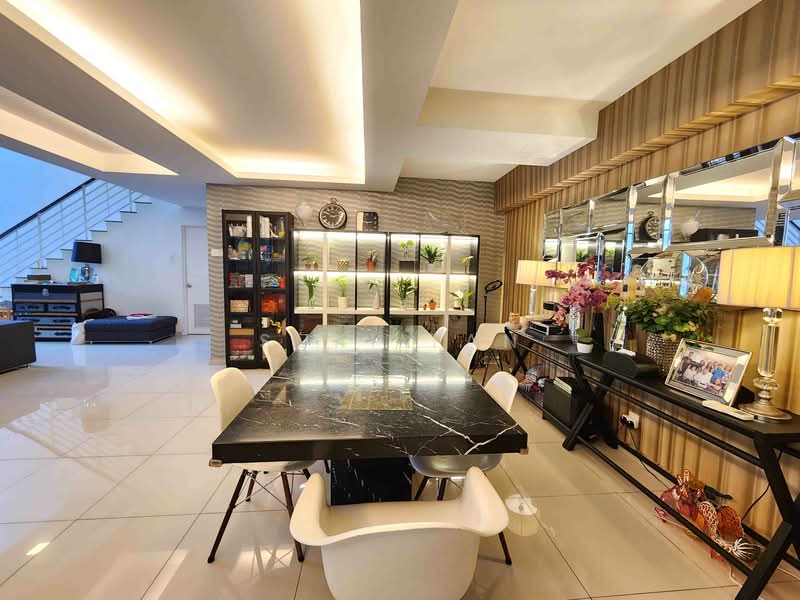 3-storey Terraced House for Sale in Sungai Besi (Kuala Lumpur) - Suki Tan - Dining Room - PropertyGuru.com.my