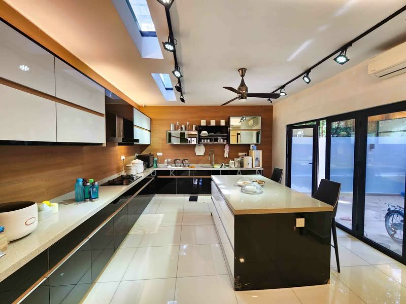 3-storey Terraced House for Sale in Sungai Besi (Kuala Lumpur) - Suki Tan - PropertyGuru.com.my
