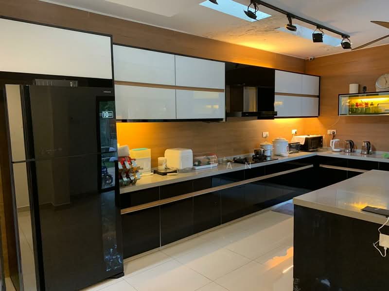 3-storey Terraced House for Sale in Sungai Besi (Kuala Lumpur) - Suki Tan - PropertyGuru.com.my