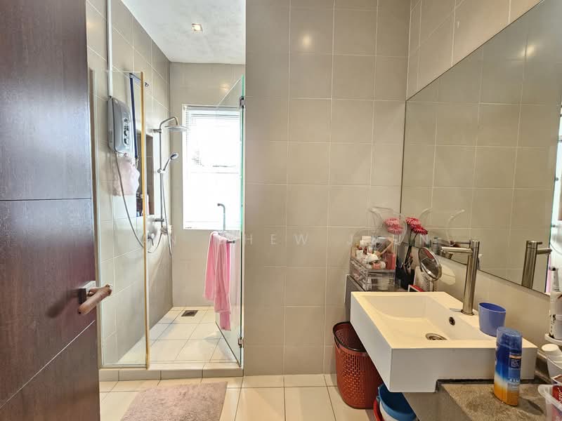 2.5-storey Terraced House for Sale in Kajang (Selangor) - Tan Chew Jiun - Bathroom - PropertyGuru.com.my
