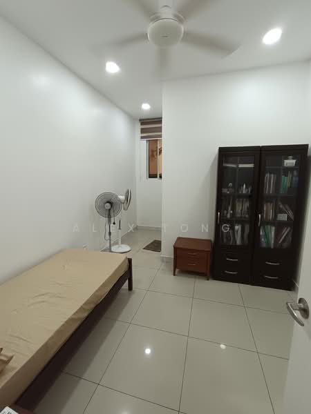 2-storey Terraced House for Sale in Bandar Saujana Putra (Tanjong Duabelas) - Alex Tong - Bedroom - PropertyGuru.com.my