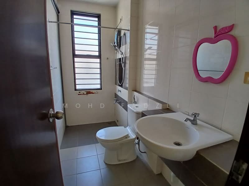 Ivy Terrace, Denai Alam untuk Untuk Dijual - RM 980,000, Mac 2026 - Bathroom - PropertyGuru.com.my