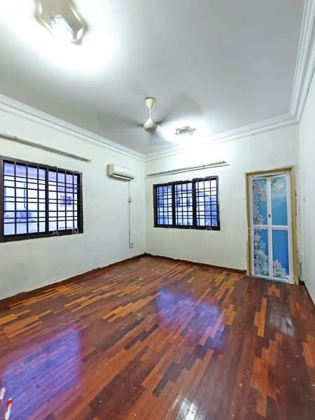 Jalan Utama @ Mutiara Rini untuk Untuk Dijual - RM 798,000, Mac 2026 - PropertyGuru.com.my