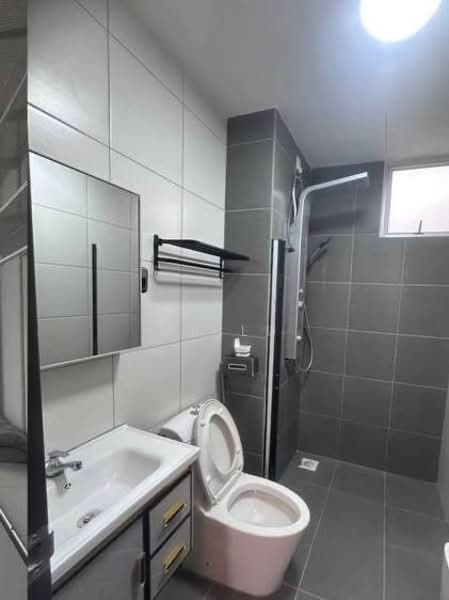 Sierra Heights (Residensi Siera Perdana) untuk Untuk Disewa - RM 2,200 /bulan, Apr 2026 - Bathroom - PropertyGuru.com.my