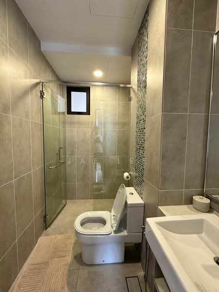 Queens Residences Q2 @ Queens Waterfront untuk Untuk Disewa - RM 4,500 /bulan, Mac 2026 - Bathroom - PropertyGuru.com.my